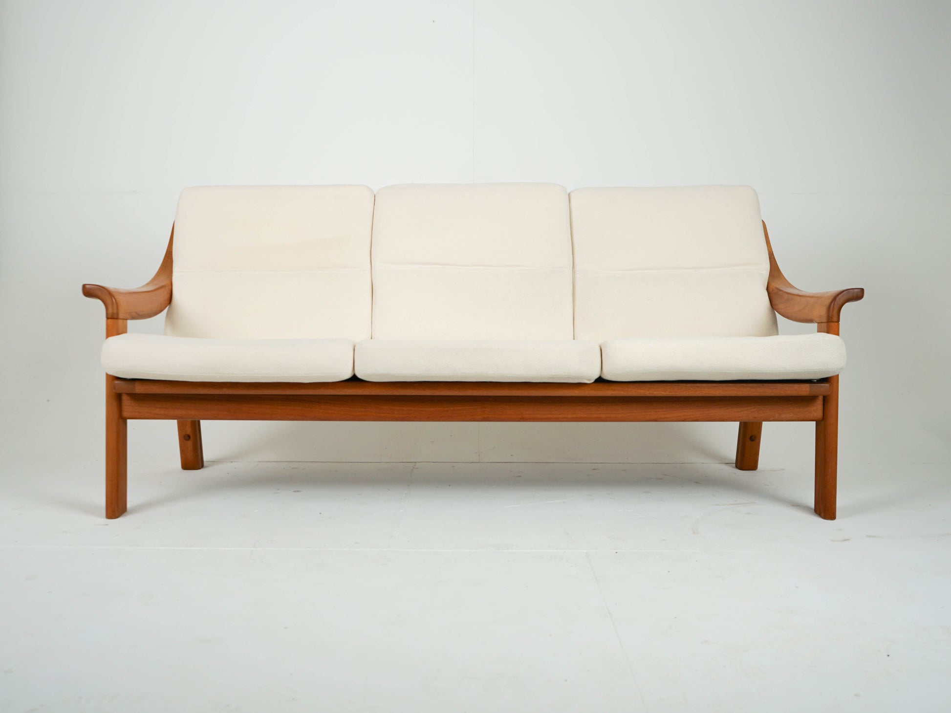 Vintage Sofa Teak Beige von PJ Danmark