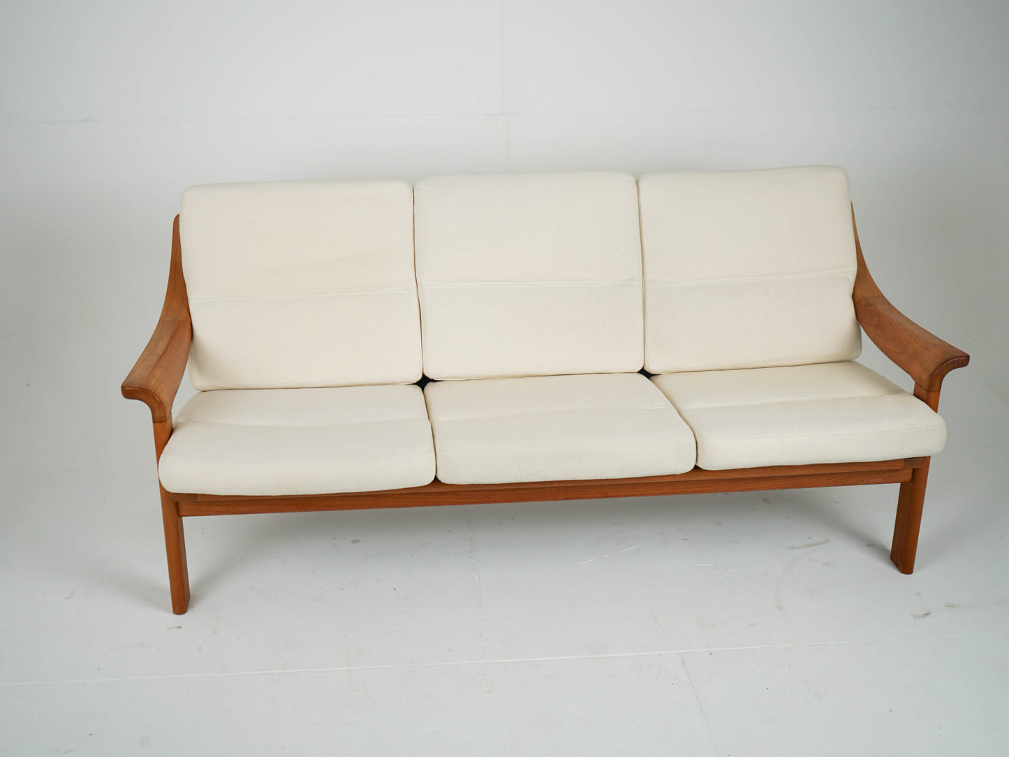 Vintage Sofa Teak Beige von PJ Danmark