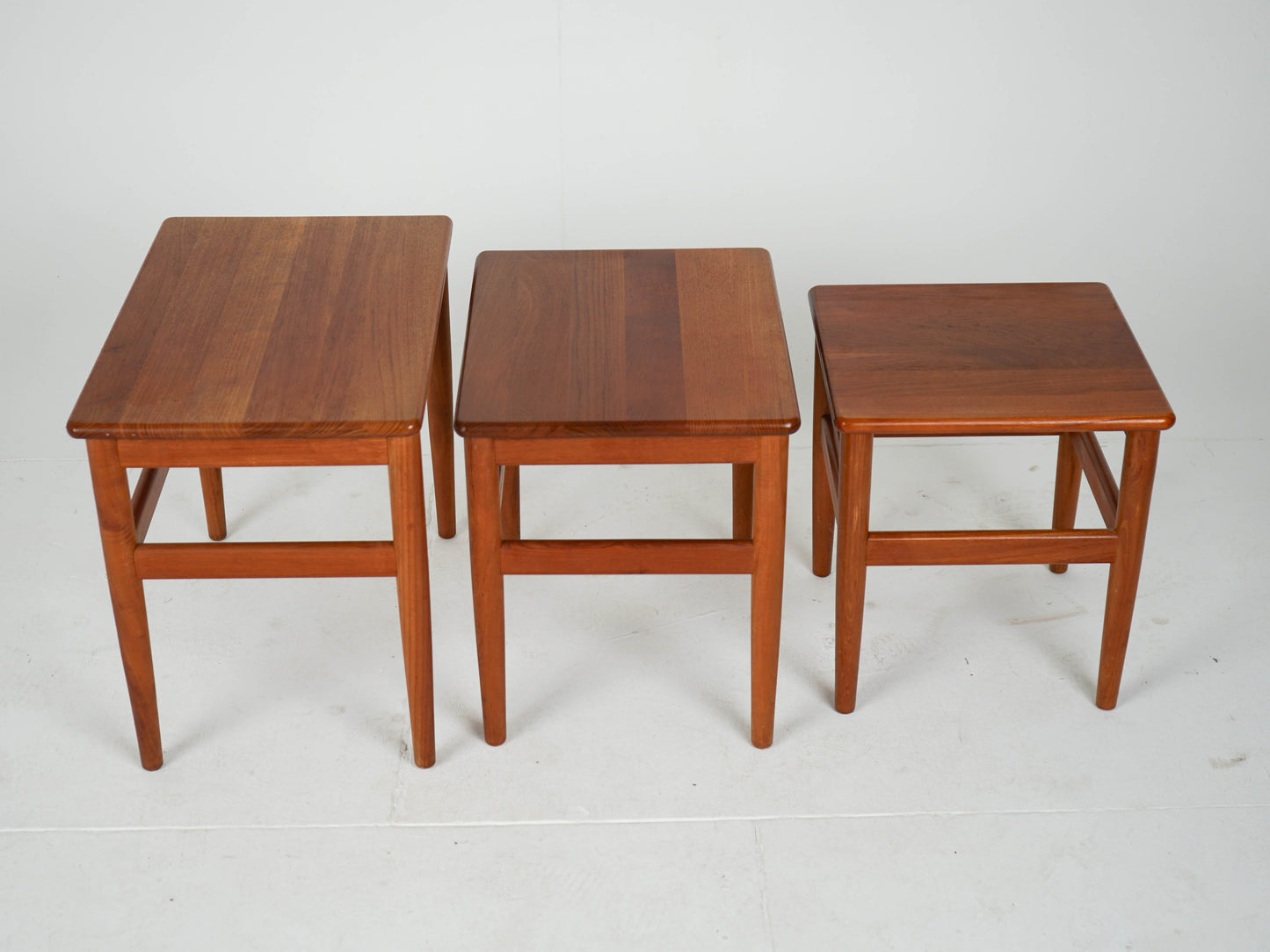 Vintage Beistelltisch Teak Satztisch Teakbraun