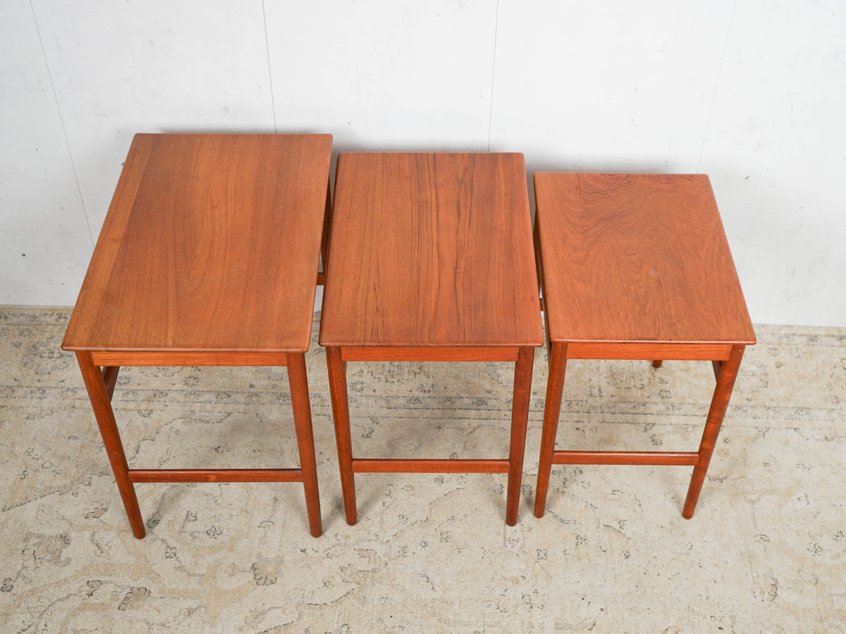 Vintage side table teak by Hans J. Wegner for Andreas Tuck