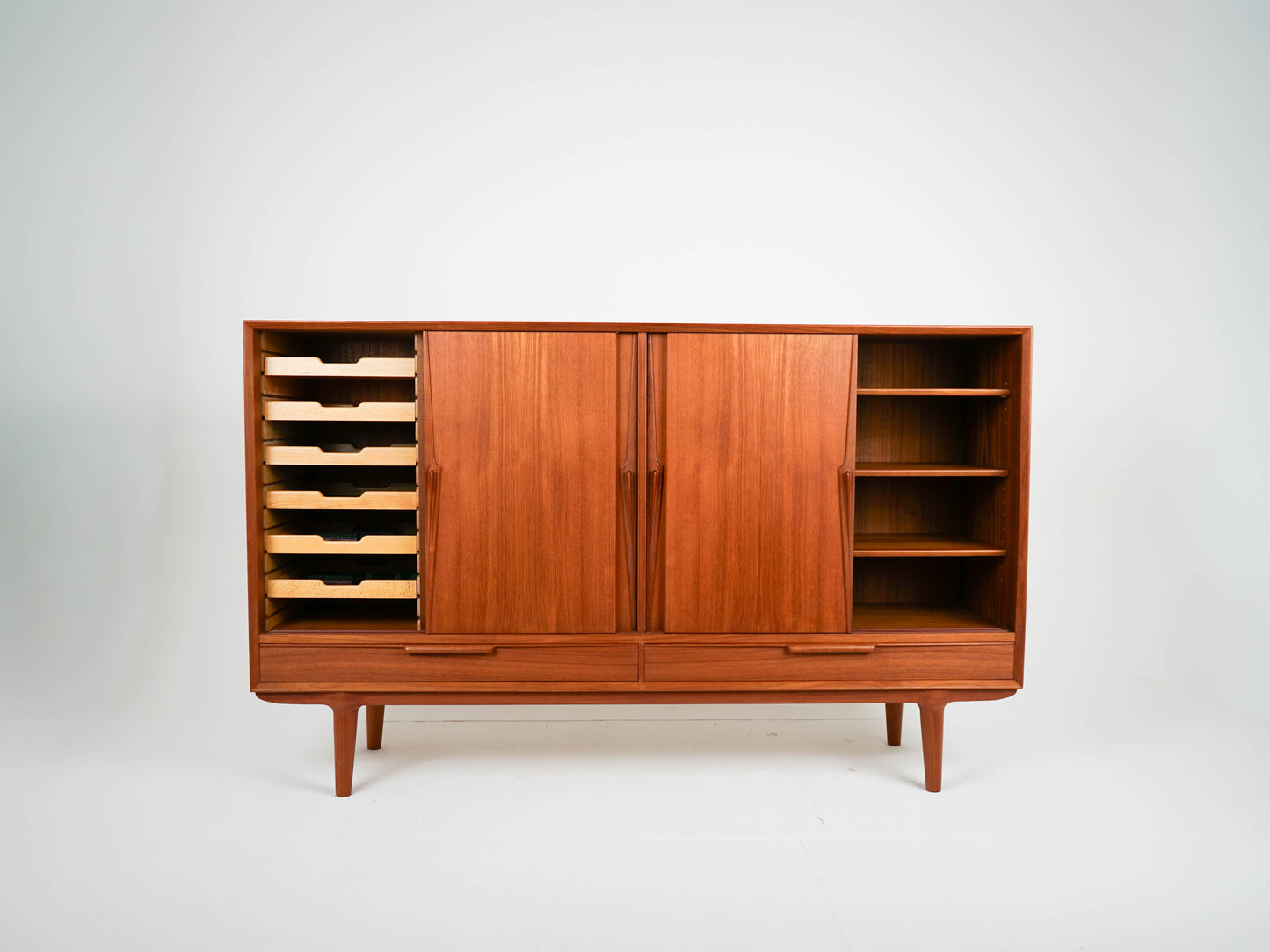 Vintage Highboard Modell 13 von Gunni Omann für Omann Jun