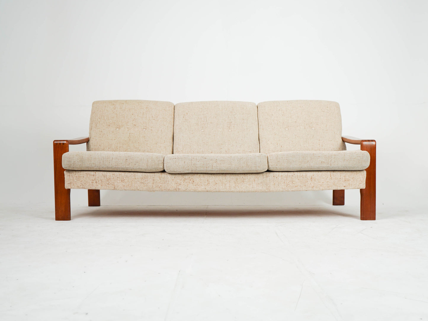 Vintage Sofa Teak Beige Wollstoff Mid-Century