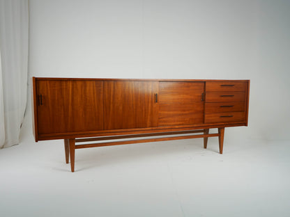 Vintage Sideboard Teak