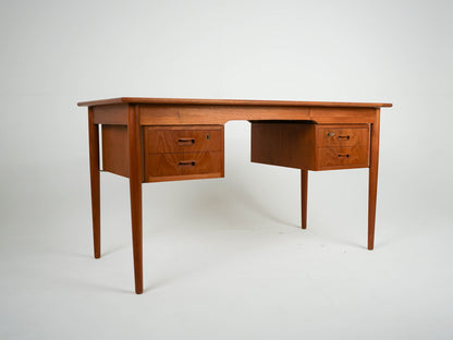 Bureau vintage en teck danois des années 60
