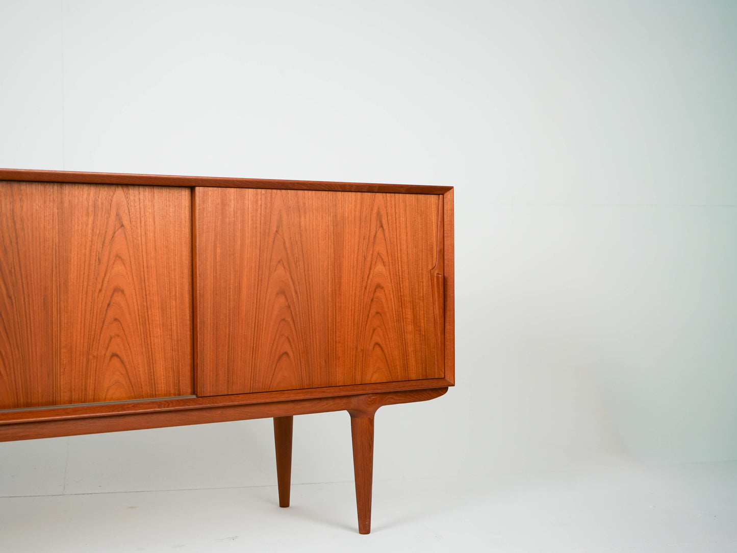 Vintage Sideboard Modell #18 von Gunni Omann für Omann Jun, Teak