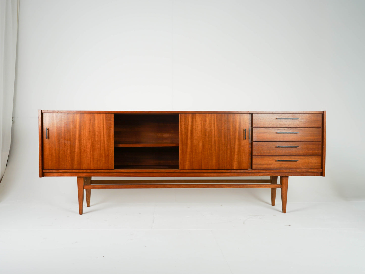 Vintage Sideboard Teak