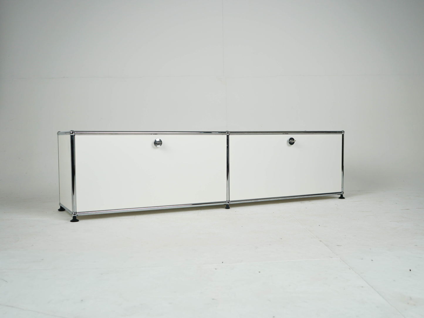 Vintage Sideboard USM Haller Reinweiß für USM Haller