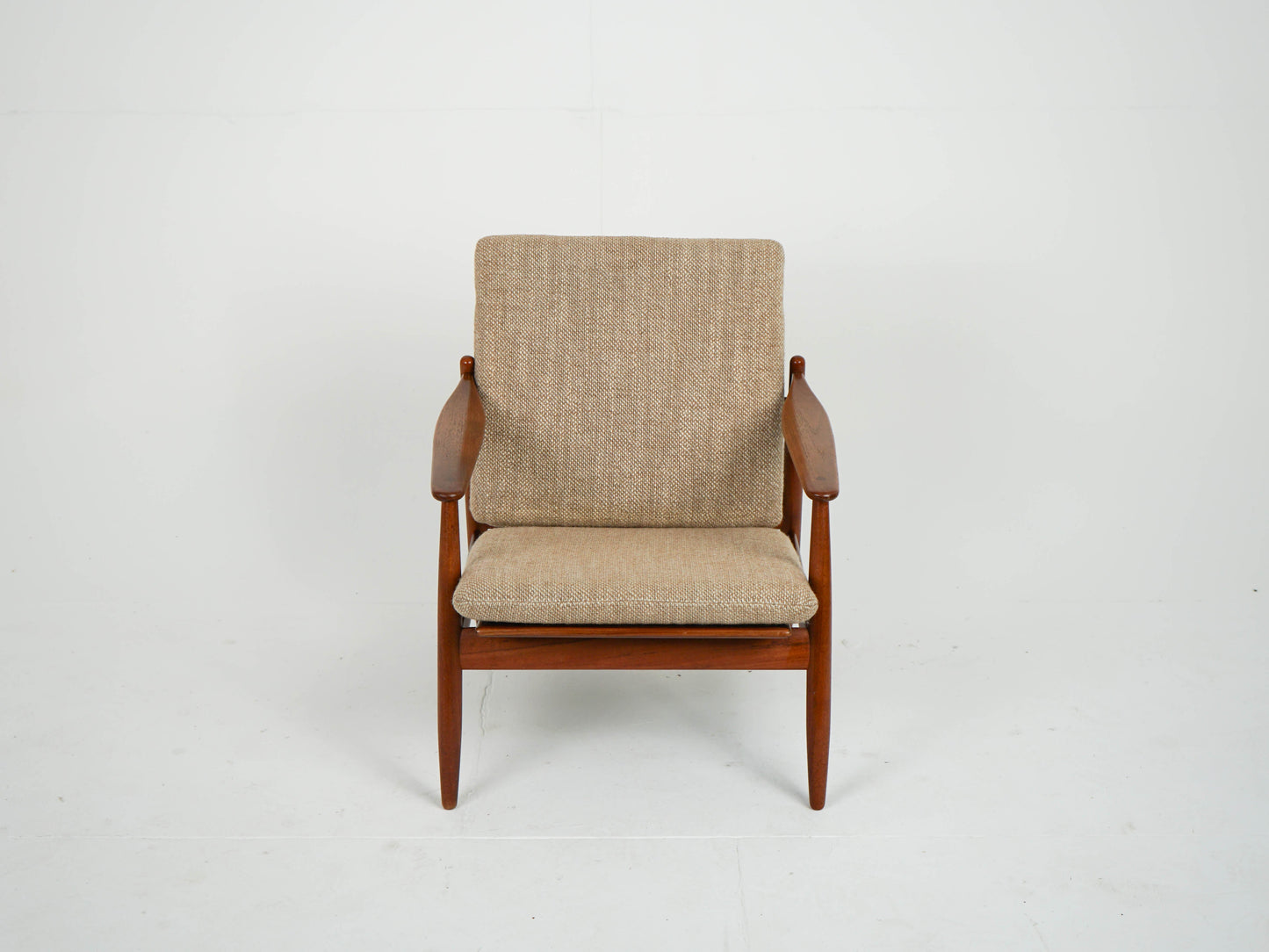 Vintage Teak Sessel mit Wollstoff, Mid-Century