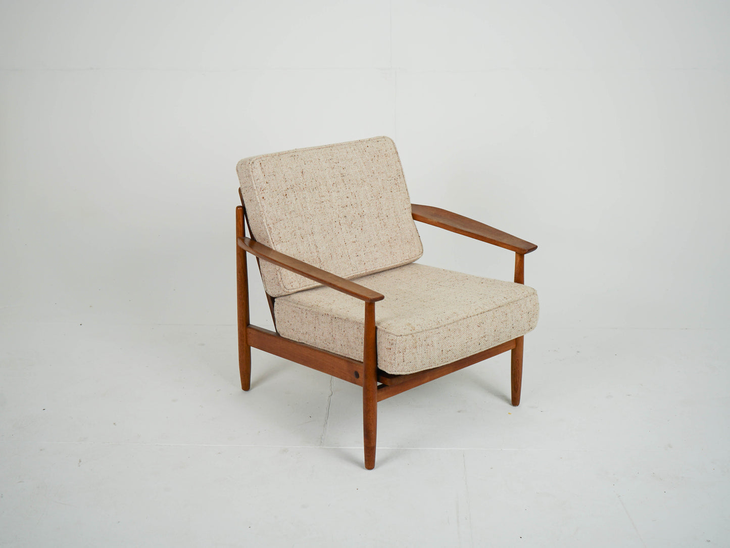 Vintage Sessel Teak und Wollstoff Mid-Century