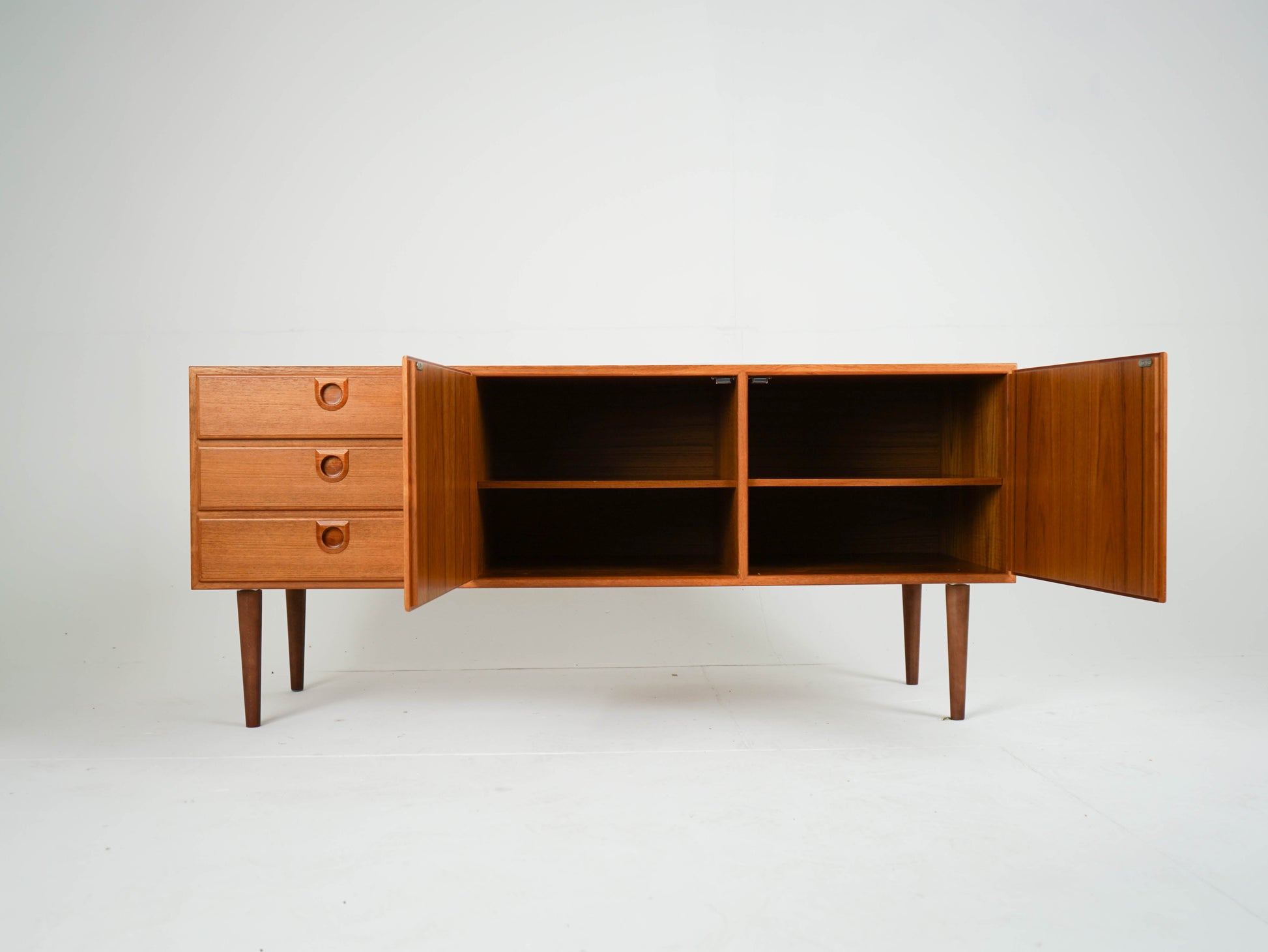Vintage Sideboard Teakholz Mid-Century Modern