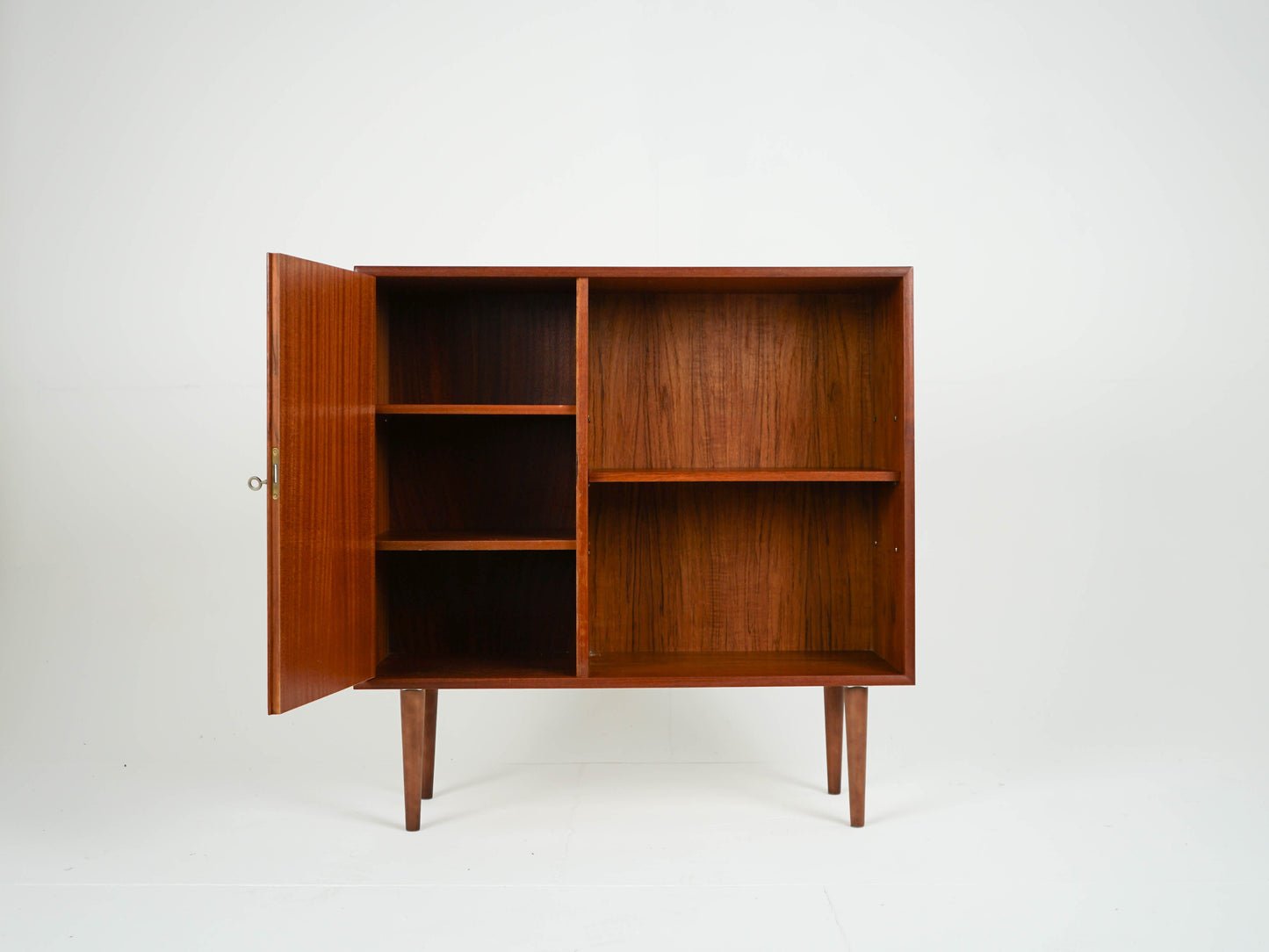 Vintage Teak Sideboard mit Bar, 60er Jahre