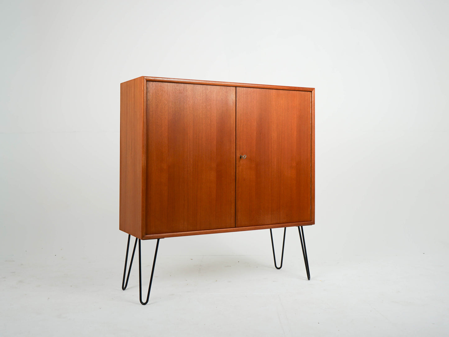 Vintage Sideboard aus Teakholz, Mid-Century Modern