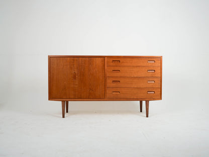Vintage Teak Sideboard No 31 von Poul Hundevad