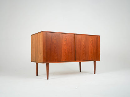Vintage Sideboard Teakholz mit Jalousietüren, Mid-Century