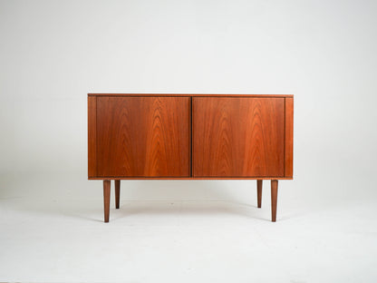 Vintage Sideboard Teakholz mit Jalousietüren, Mid-Century