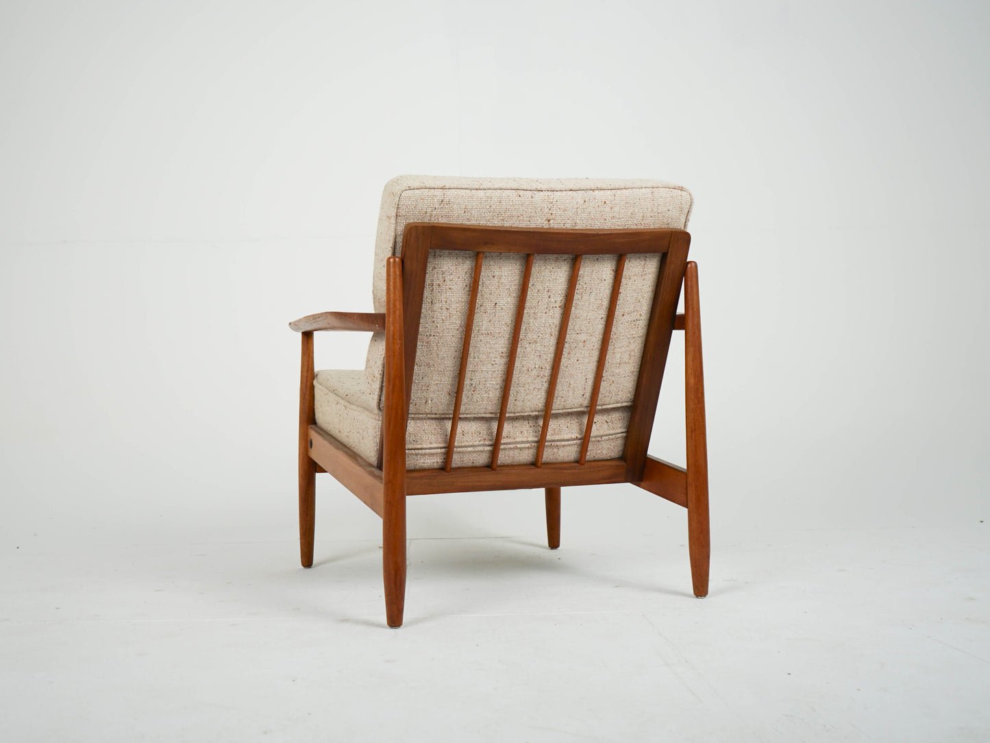 Vintage Sessel Teak und Wollstoff Mid-Century