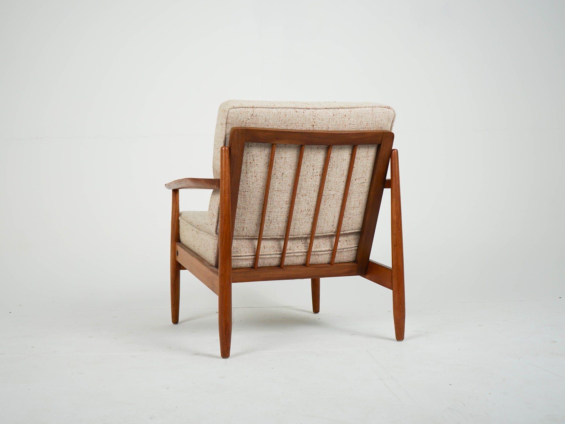 Vintage Sessel Teak und Wollstoff Mid-Century