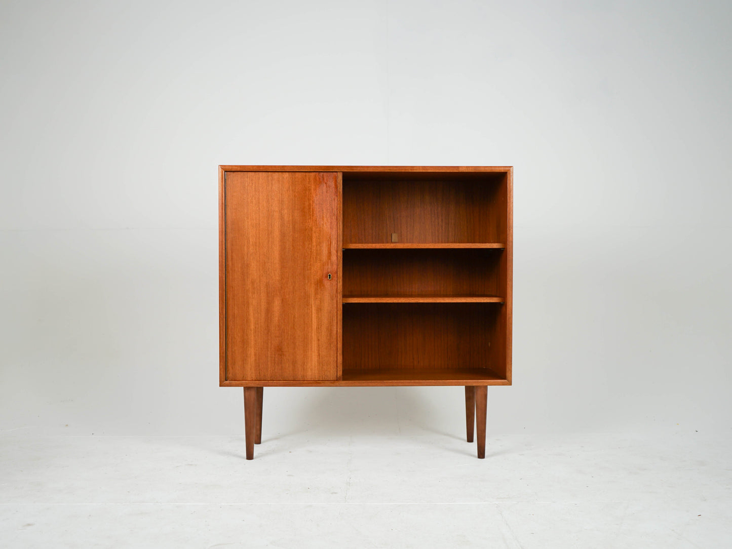 Vintage Barschrank Teakholz Dänemark Mid-Century