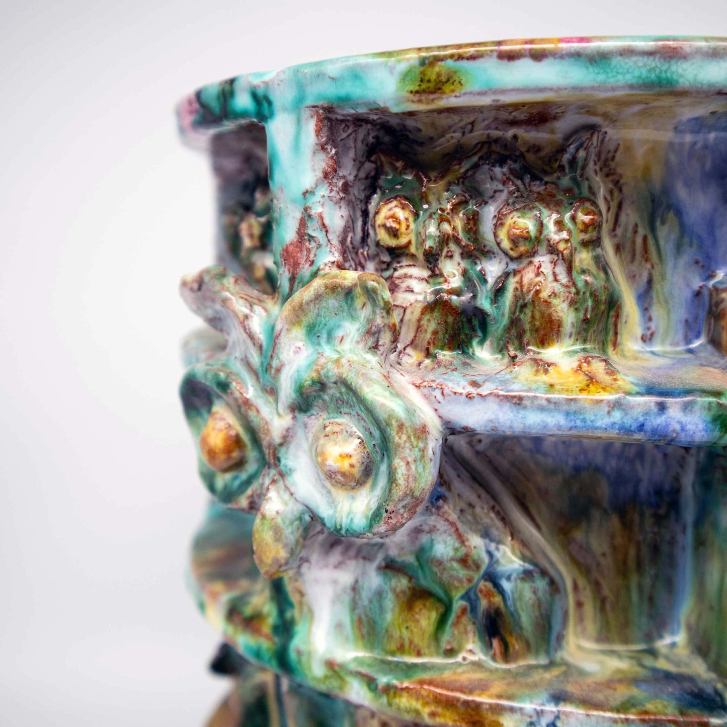 Vintage Vase mit Vogelrelief umlaufend, monumental