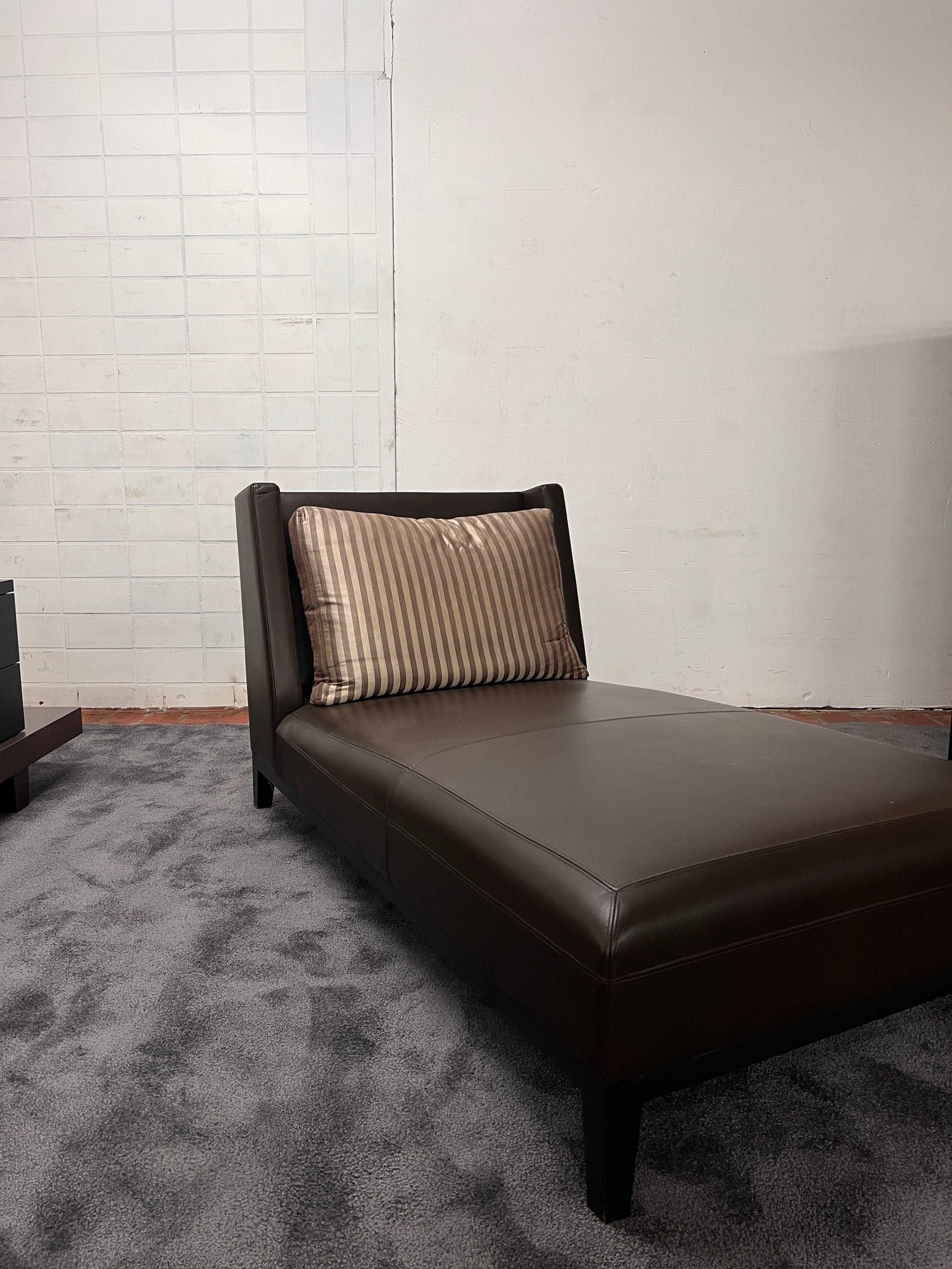 Méridienne latine vintage par Christian Liaigre