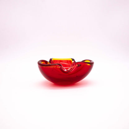 Vintage Aschenbecher aus Muranoglas in Rot und Gelb