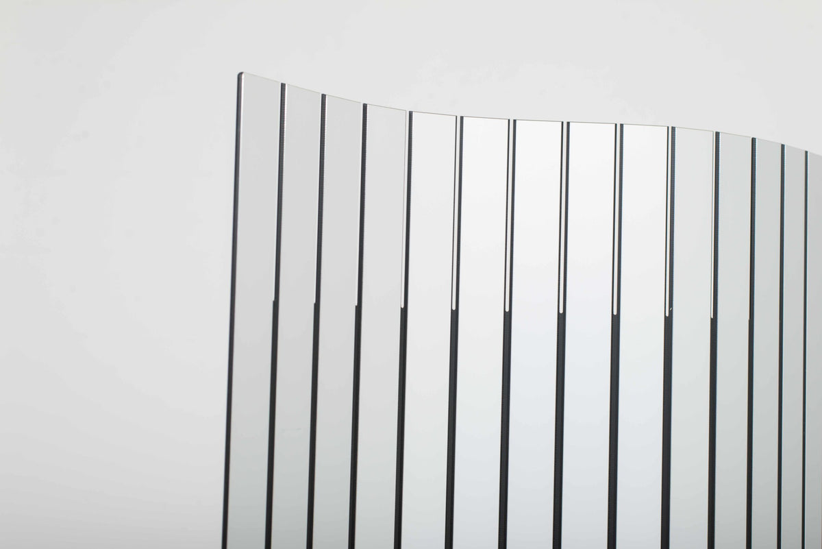 Paravent WOGG 39 de Frédéric Dedelley en aluminium naturel