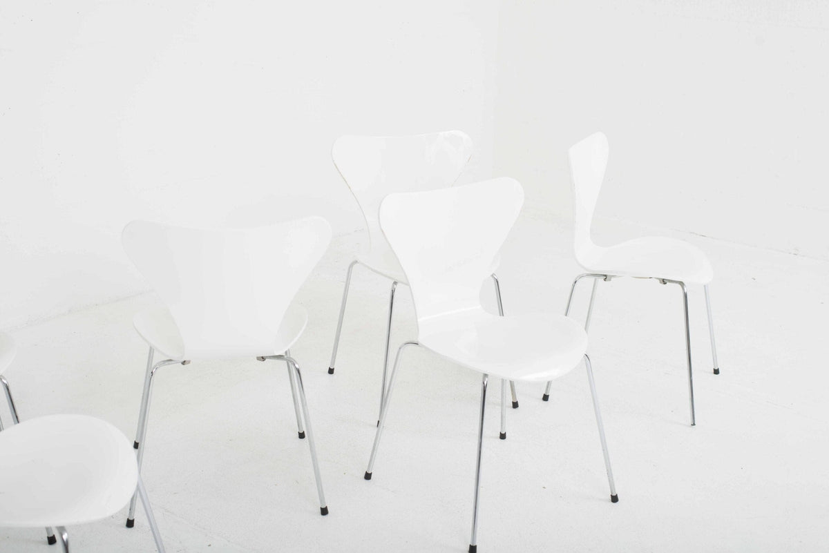 Chaise d'Arne Jacobsen pour Fritz Hansen, blanche, prix à la pièce