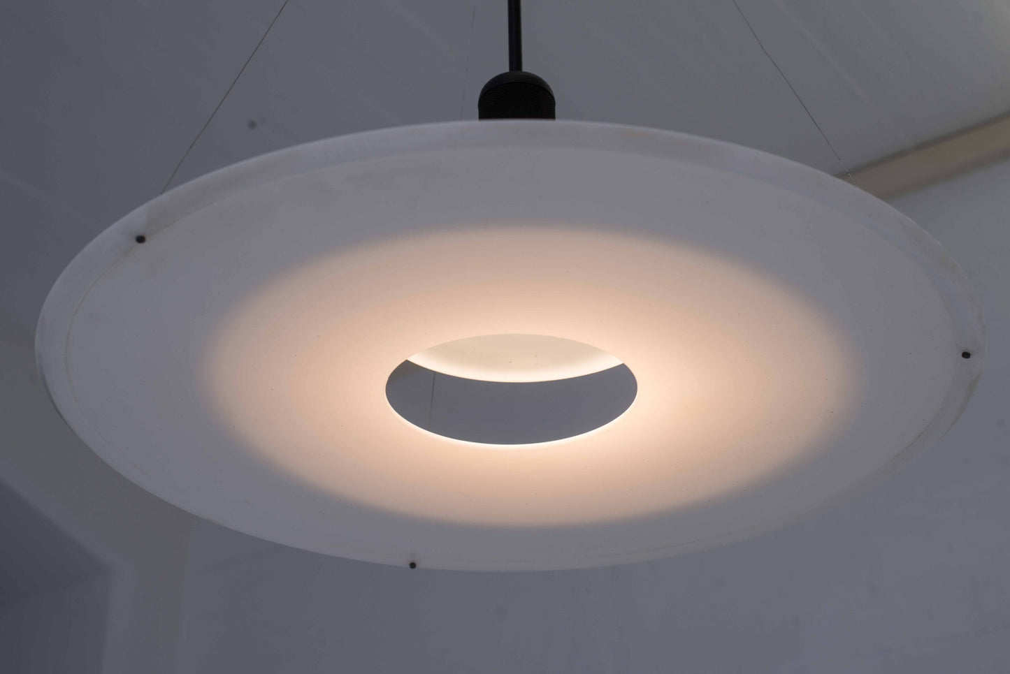 Lampe Flos Frisbi par Achille Castiglioni