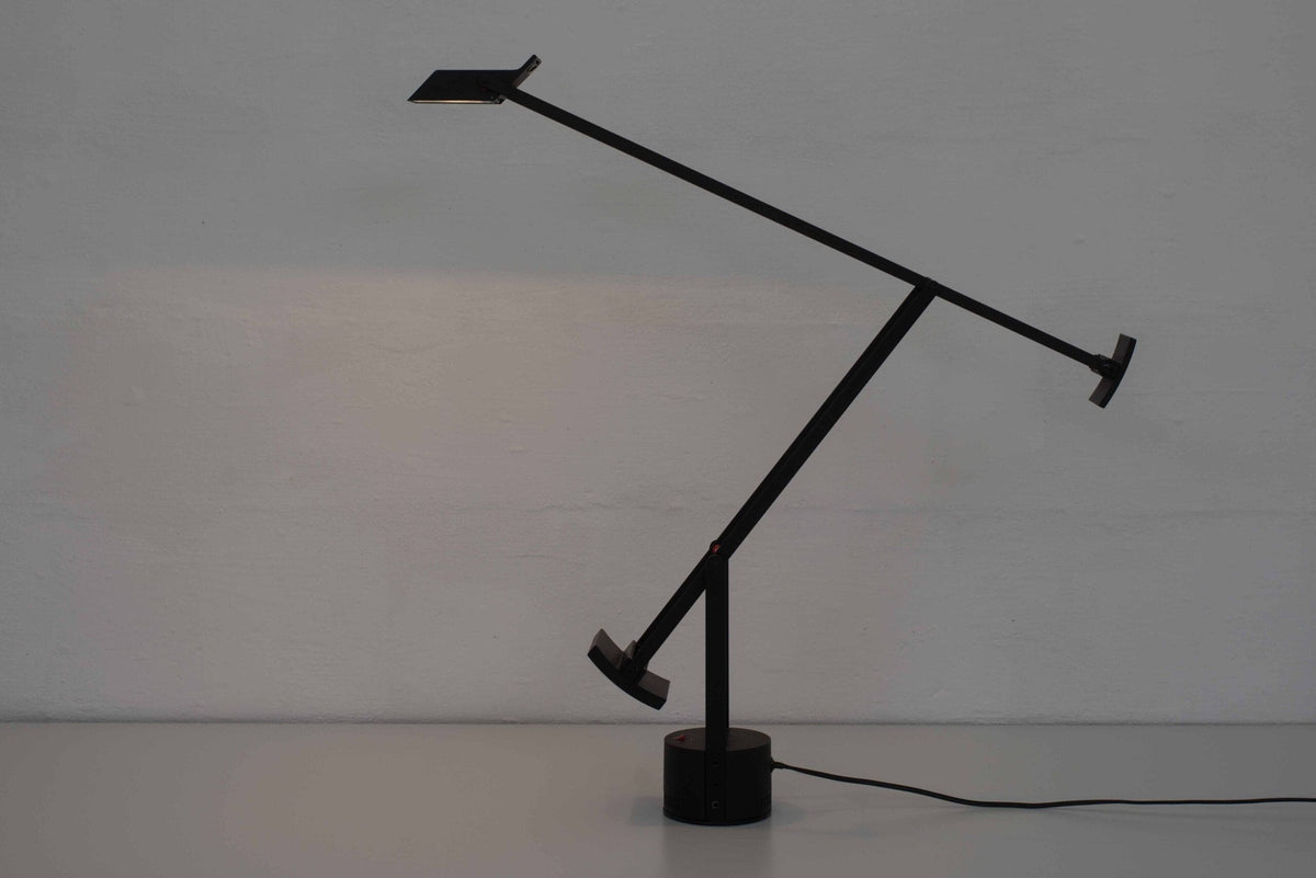 Vintage Tischleuchte Tizio von Richard Sapper für Artemide