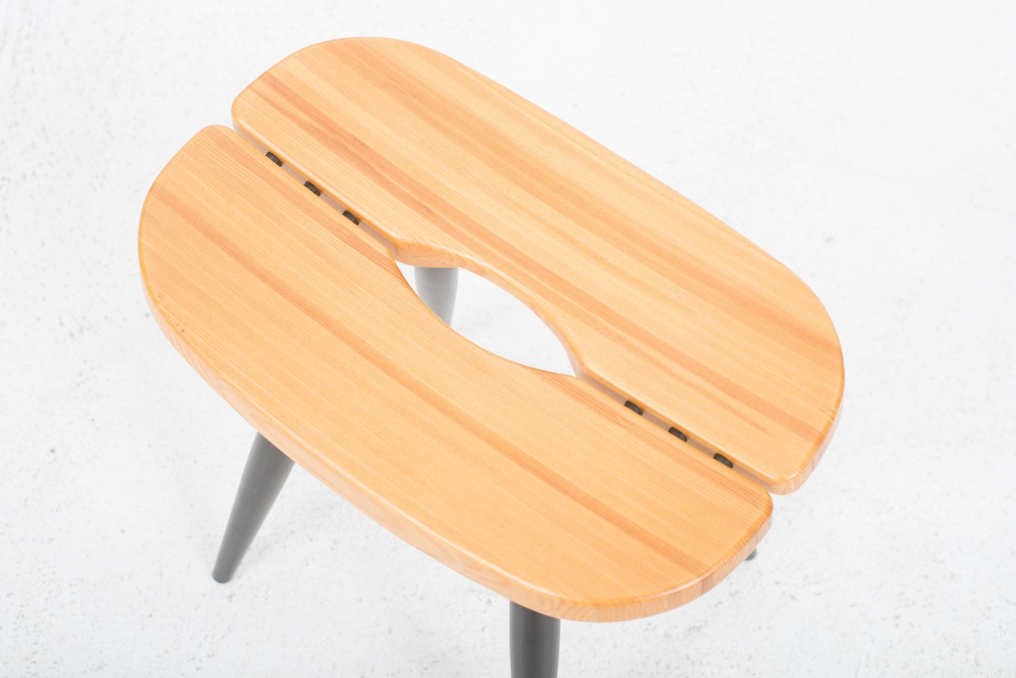 Tabouret Pirkka par Ilmari Tapiovaara pour Artek