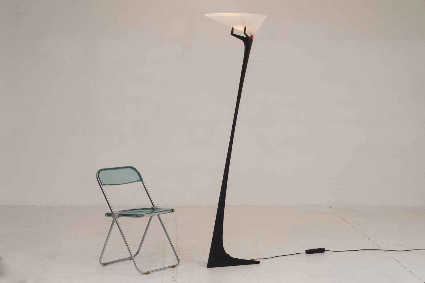 Vintage Montjuic floor lamp by Santiago Calatrava for Artemide red metal