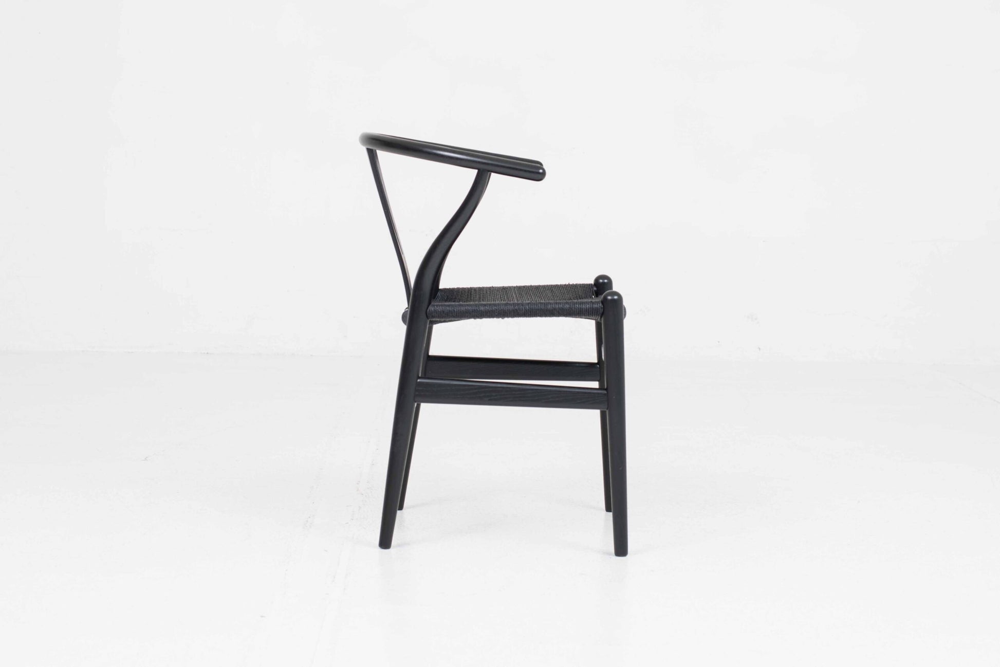 Vintage Stuhl "Wishbone Chair" von Hans J. Wegner für Carl Hansen und Søn, Eiche lackiert
