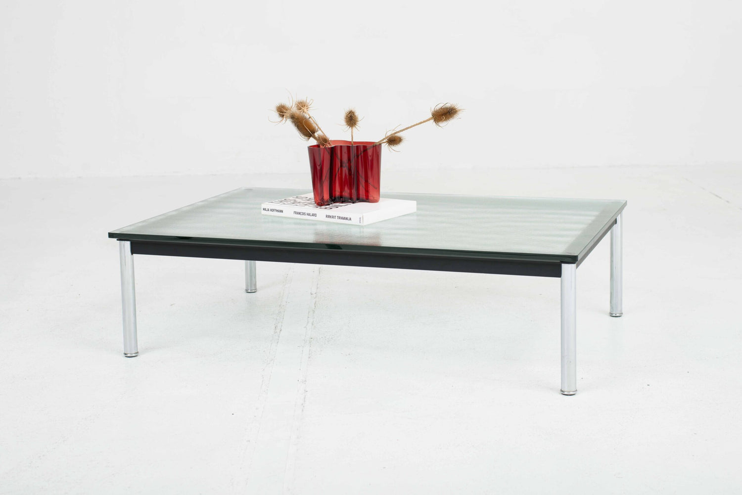 Cassina LC10 Couchtisch von Le Corbusier mit Riffelglas - 2nd home