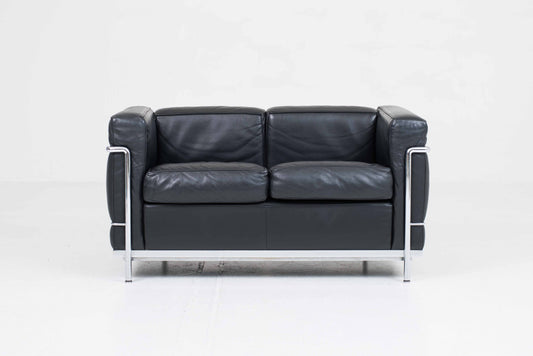 Vintage Sofa "LC2" von Le Corbusier für Cassina, schwarzes Leder