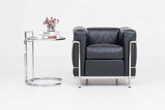 Vintage Sessel LC2 von Le Corbusier für Cassina, schwarzes Leder