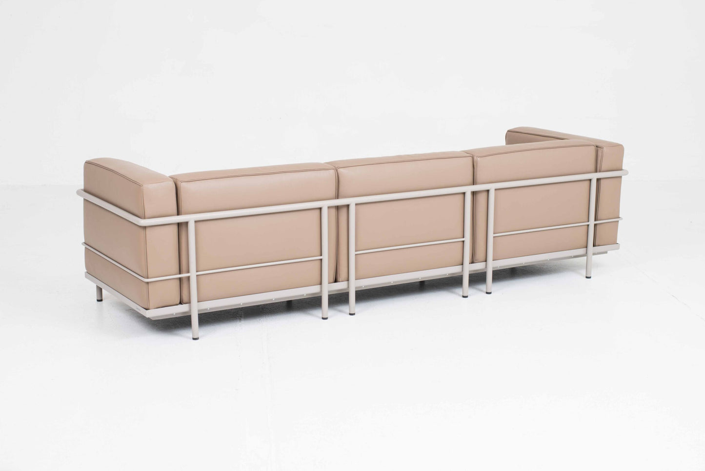 Vintage Sofa LC3 von Le Corbusier für Cassina sandfarbenes Leder