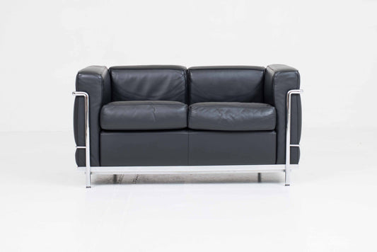 Vintage Sofa LC2 von Le Corbusier für Cassina in schwarzem Leder