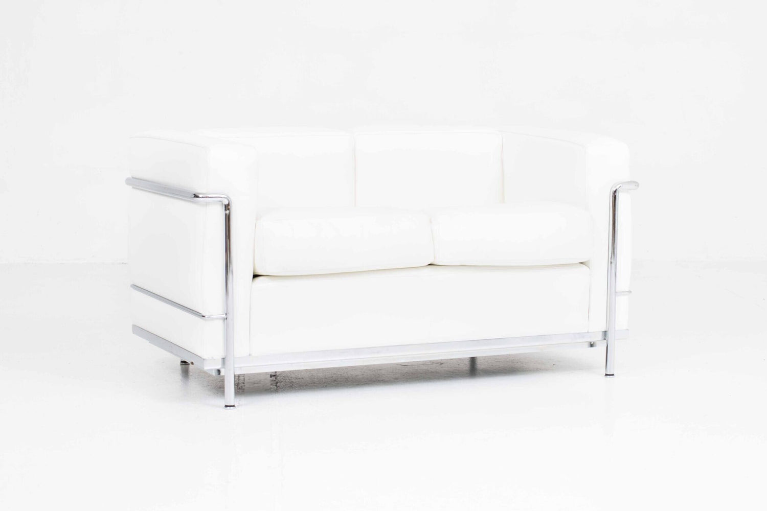 Vintage Sofa LC2 von Le Corbusier für Cassina in weißem Leder