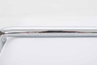 Fauteuil vintage LC2 de Le Corbusier pour Cassina en cuir blanc