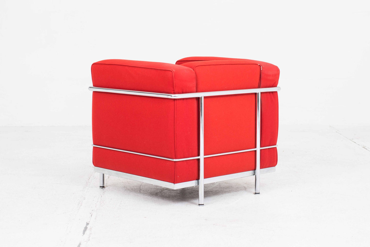 Fauteuil vintage LC2 de Le Corbusier pour Cassina en rouge