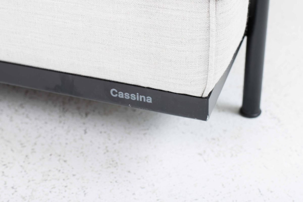 Cassina LC3 Sofa von Le Corbusier in grauem Stoff