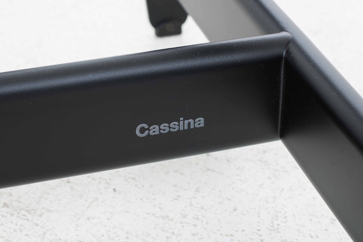 Cassina LC4 Chaise Longue von Le Corbusier in schwarzem Leder