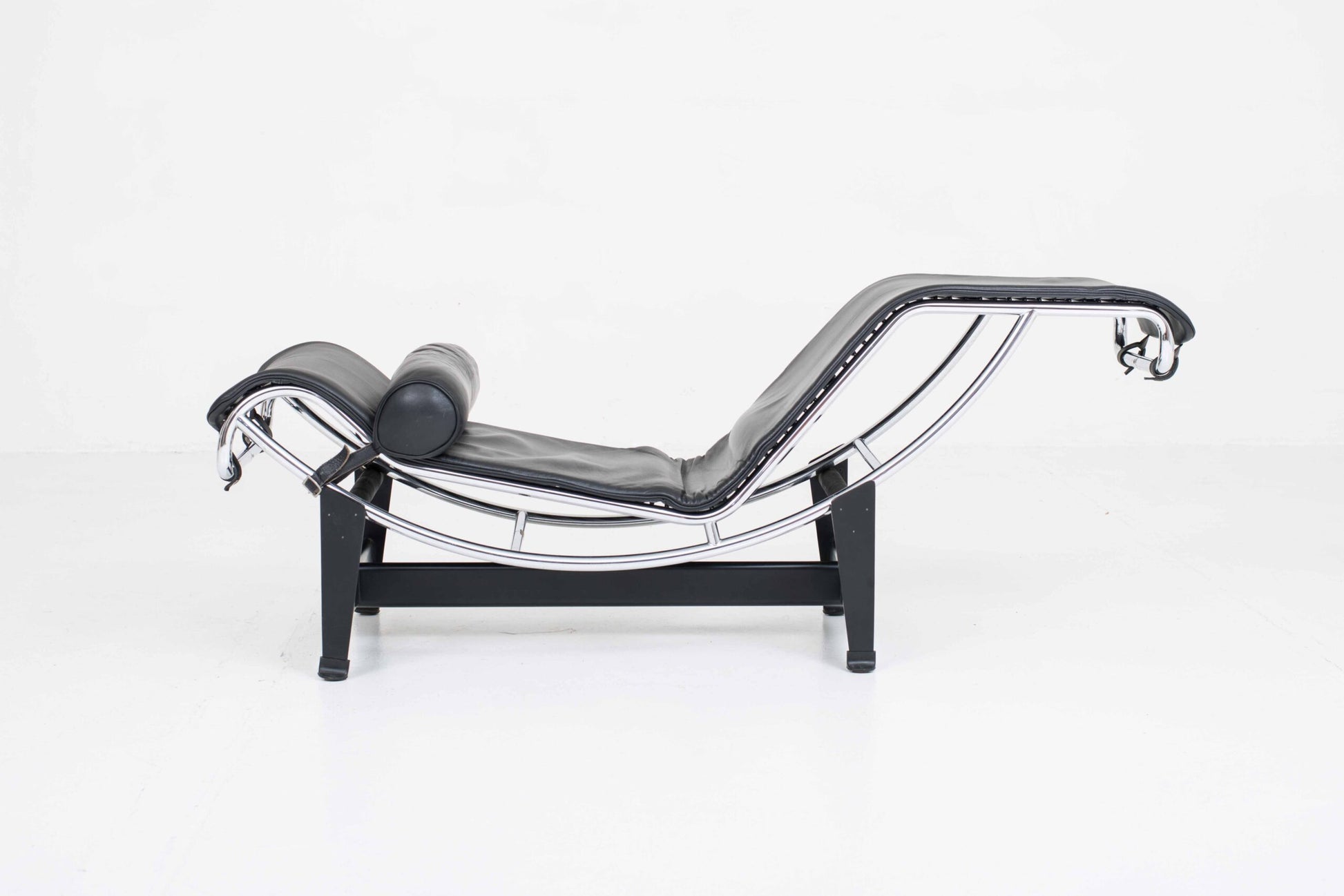 Vintage Chaise Longue LC4 von Le Corbusier für Cassina