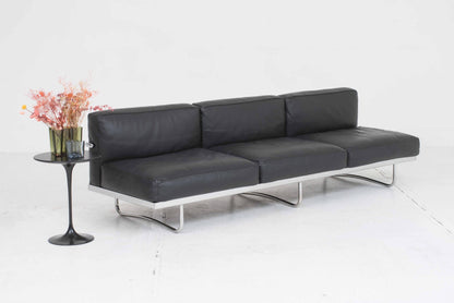 Vintage LC5 Sofa von Le Corbusier für Cassina in schwarzem Leder