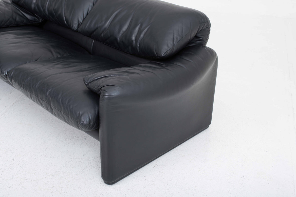 Vintage Sofa "Maralunga" von Vico Magistretti für Cassina, schwarzes Leder