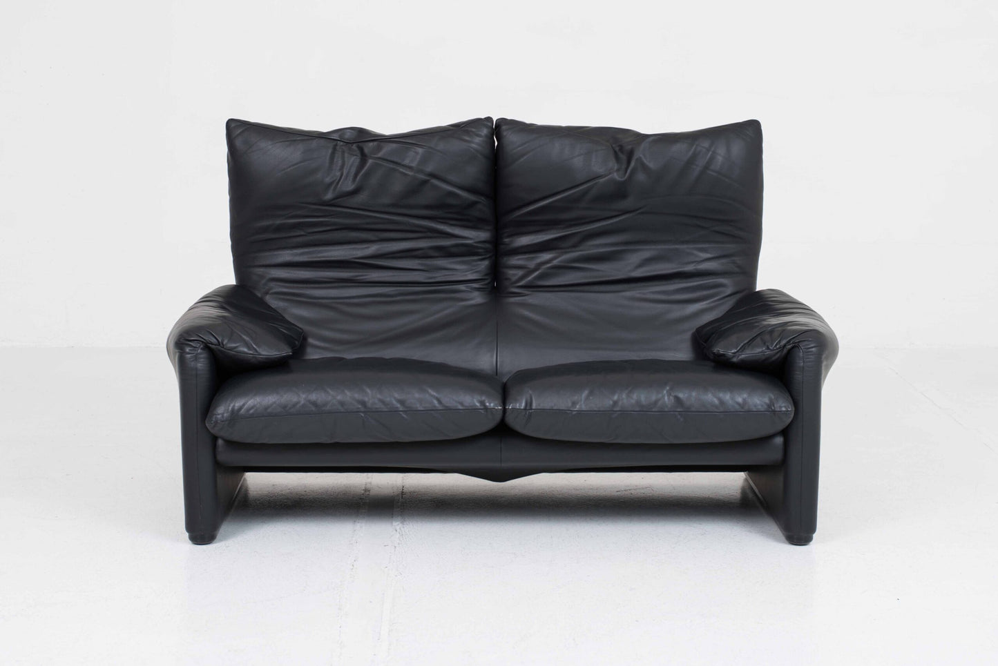 Vintage Sofa "Maralunga" von Vico Magistretti für Cassina, schwarzes Leder