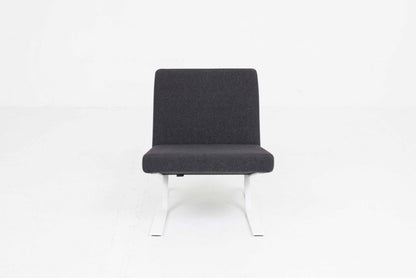 Vintage Sessel Satyr von For Use für ClassiCon dunkelgrau weiß