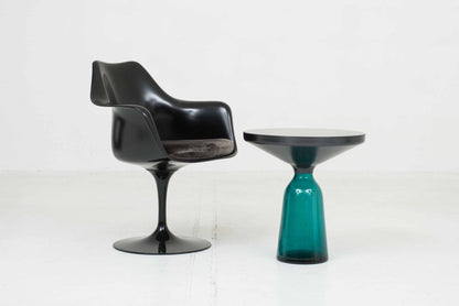 Vintage Beistelltisch Bell Table von ClassiCon montana-blau schwarz