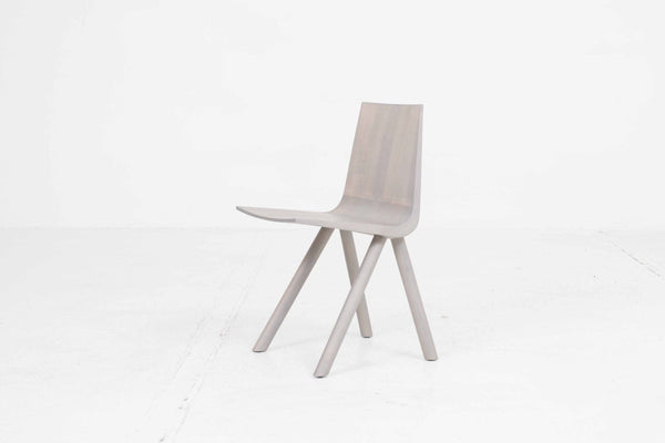 Chaise Cresta de Jörg Boner pour Dadadum en granit frêne