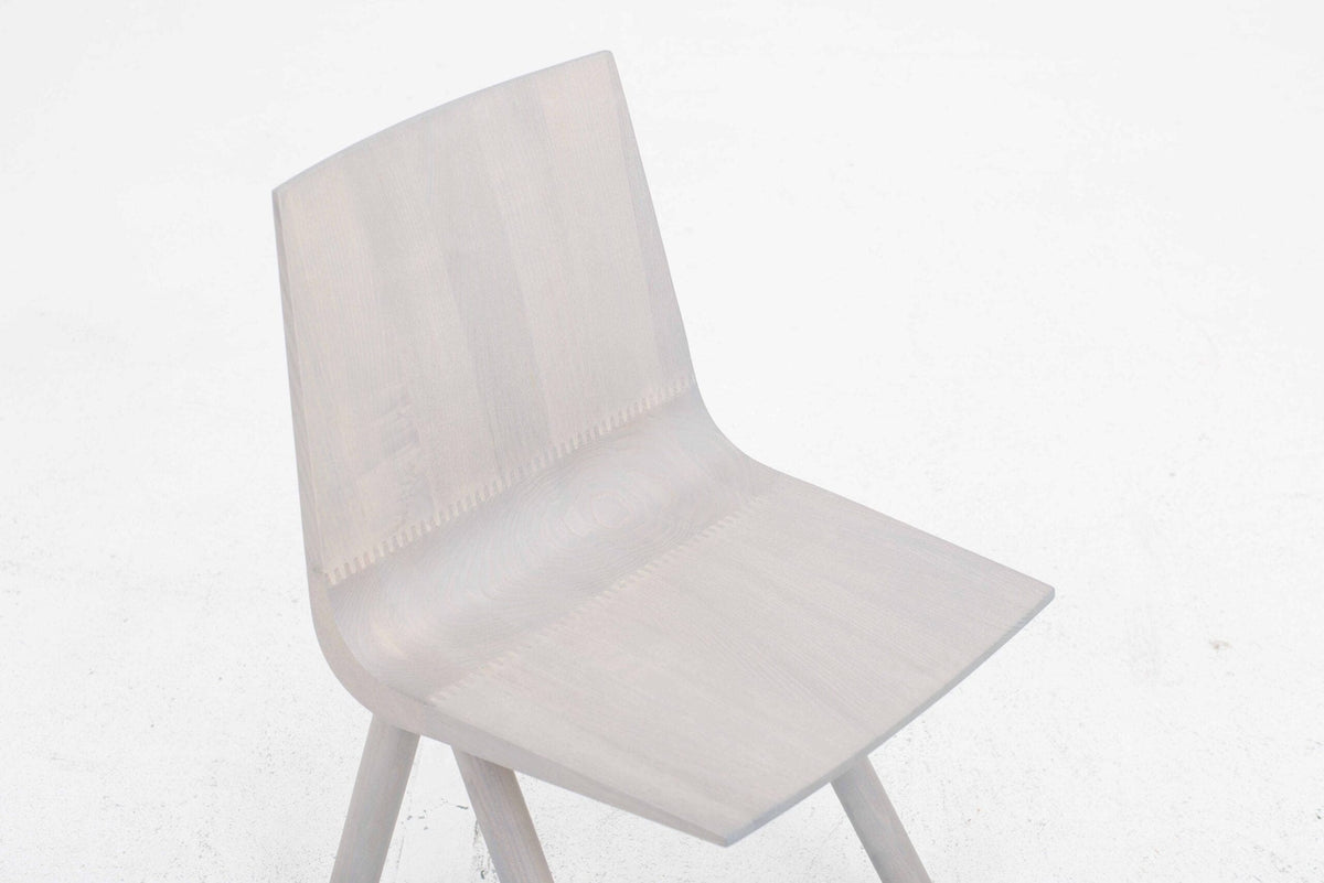 Chaise Cresta de Jörg Boner pour Dadadum en granit frêne